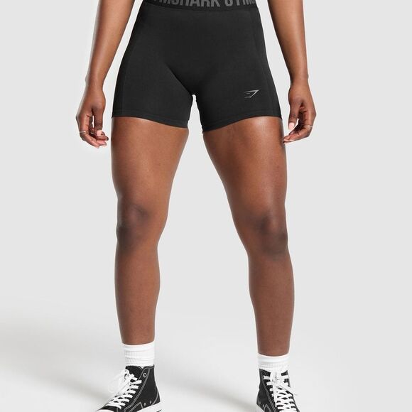 Gymshark Women's Flex Shorts Size XS in Black/Charcoal Grey NWT in Package - Picture 2 of 16